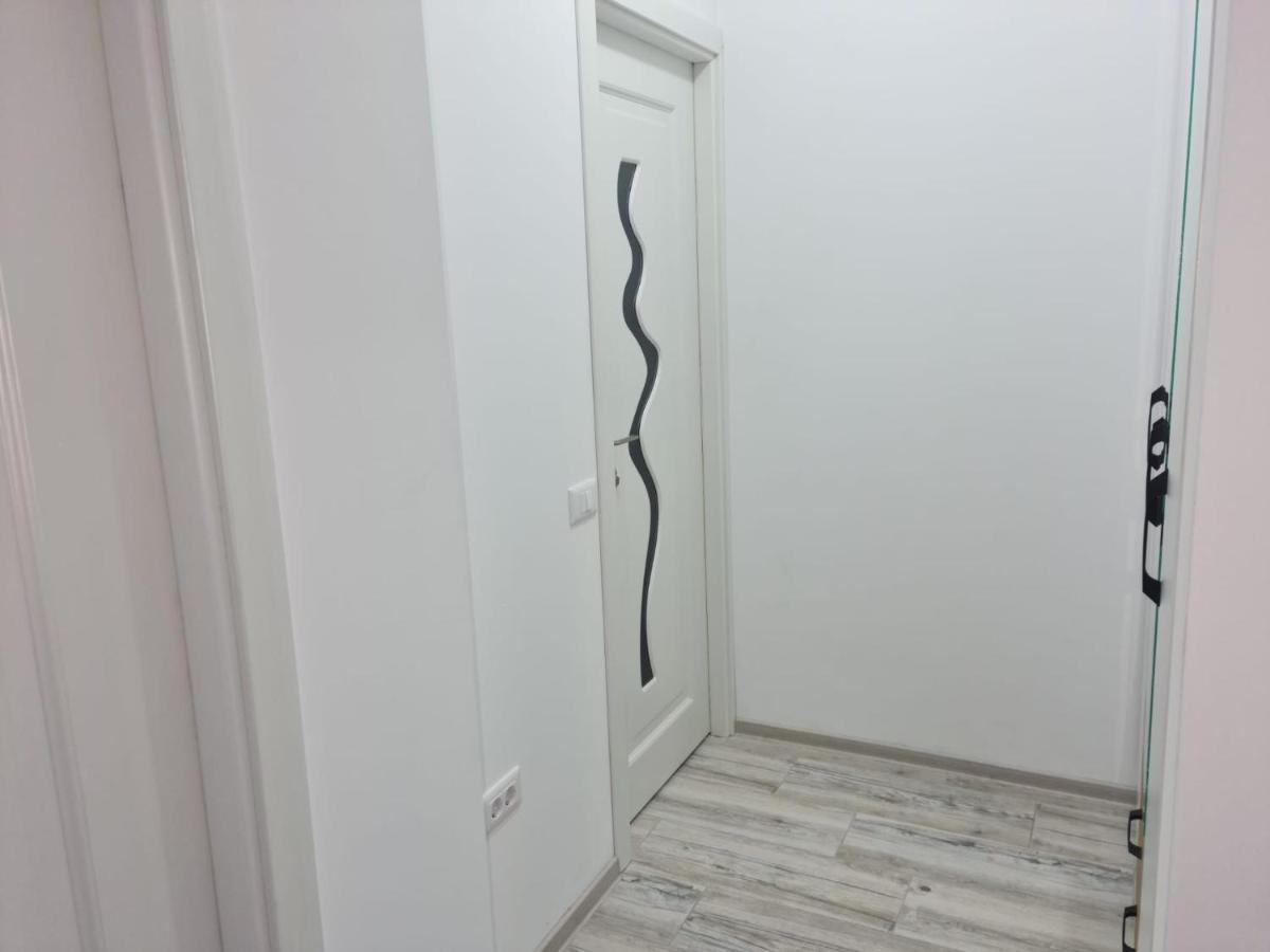 Apartament David Ramnicu Valcea Bagian luar foto