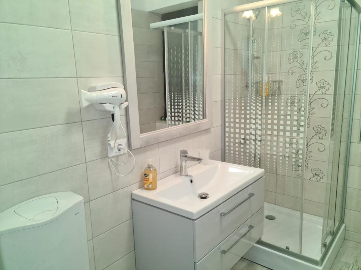Apartament David Ramnicu Valcea Bagian luar foto