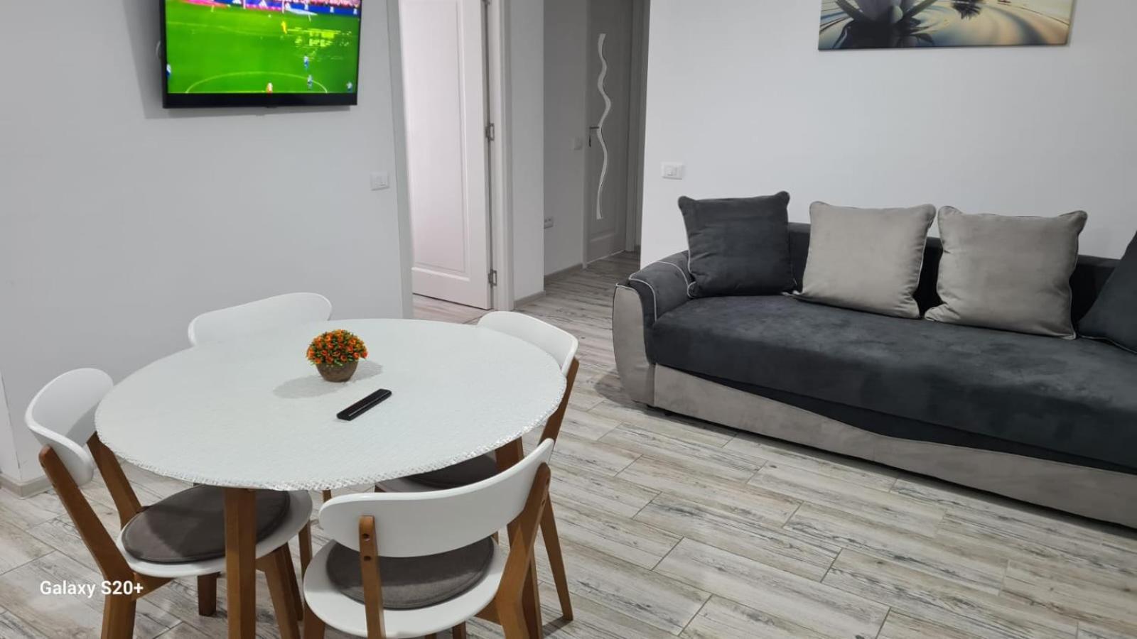 Apartament David Ramnicu Valcea Bagian luar foto